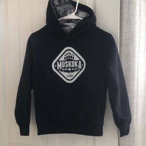 Muskoka Bear Wear Black Hoodie - Unisex in Perfect Condition